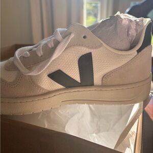 Veja Men's  Sneakers